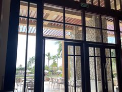 -亚龙湾希尔顿自助餐厅·海鲜·烧烤·沙滩BBQ·现场乐队