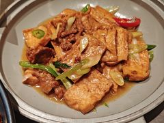 砂锅烧豆腐-耶里夏丽·丝路新疆菜·清真食品(徐汇南丹东路臻选店)