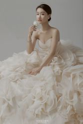 -挪娅婚纱摄影皇家会所