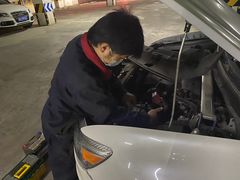 -小晏汽车维修店(华阳店)