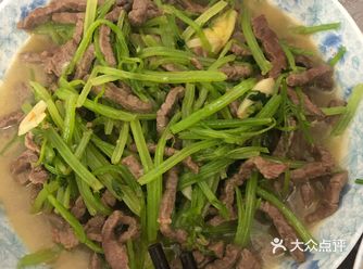 老公最爱的泡椒芹菜炒牛肉丝