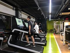 -Liking Fit24小时智能健身(金汇路韩国街店)