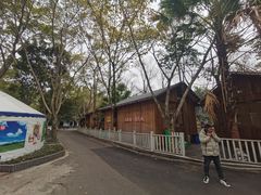 -巴山一绝烤全羊(三圣乡刘家花园店)