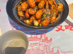 -肥肥虾庄·金牌油焖大虾(汉街SKP店)