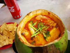 -大树下海鲜饭店