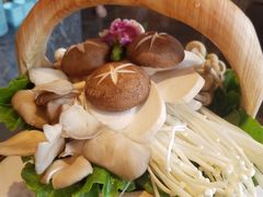 -捞神煲汤火锅(湖滨商业街店)