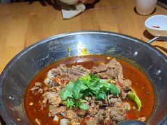 -大众跷脚牛肉馆·非遗传承单位(峨眉山店)