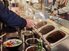 -鸿浩扒猪脚米线