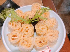 -左庭右院鲜牛肉火锅(金山万达店)
