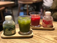 -Common Table · Brunch & Coffee