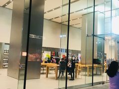 -Apple零售店(华贸购物中心店)