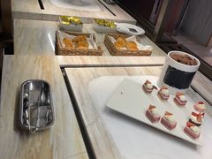 -万荟轩海鲜·粤式点心自助餐厅(蓝海风万怡酒店)