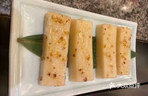 Jasmine and Osmanthus Tapioca Cake