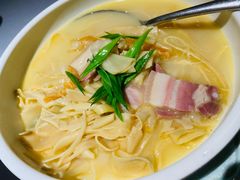 -上海静安昆仑大酒店