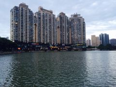 -西北湖绿化广场