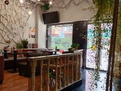 -许榴香西餐厅(台东步行街店)