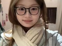 -爱视眸Eyeblling眼镜·依视路·蔡司镜片折扣店(百联南方商城购物中心)