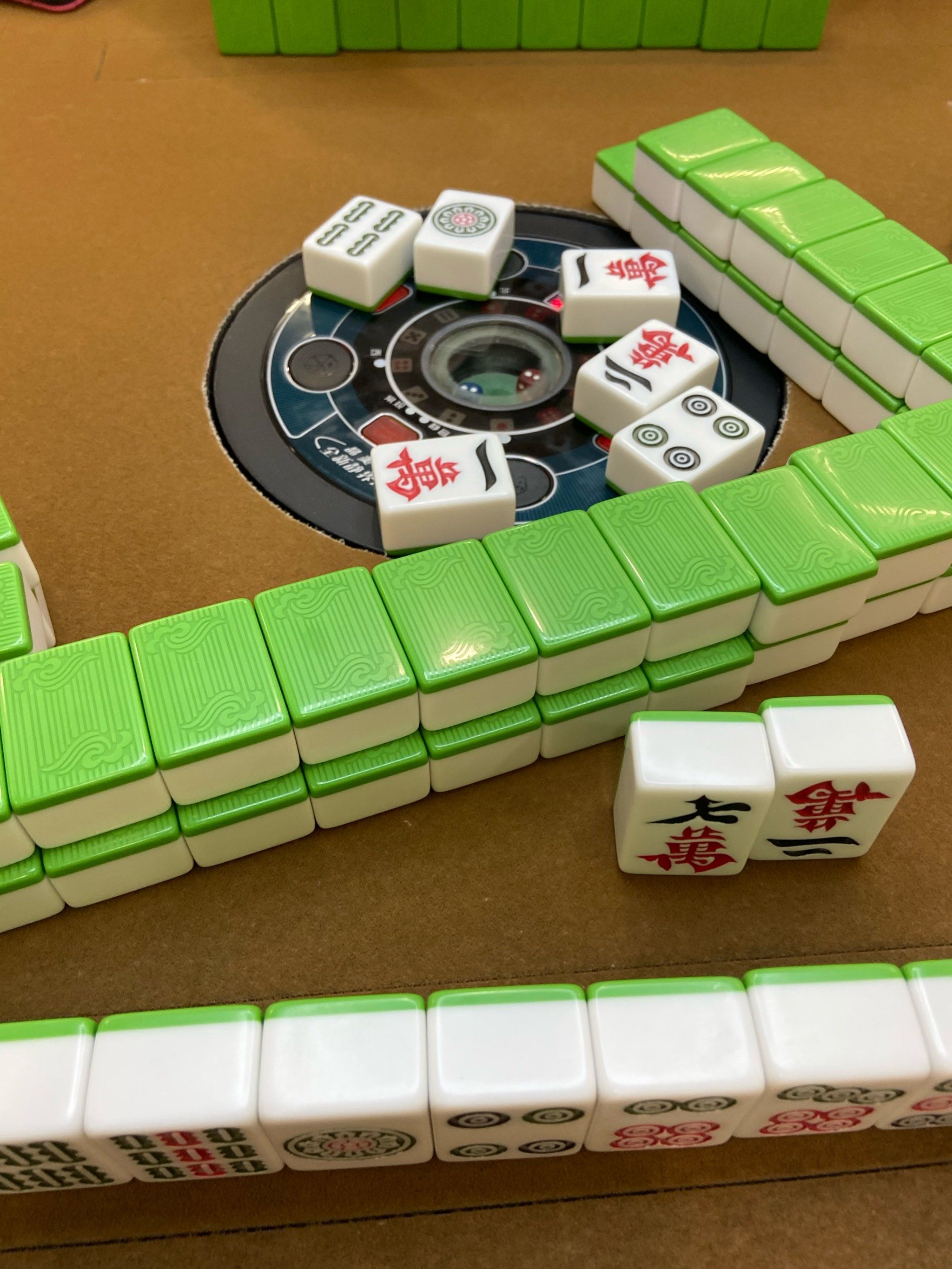 快乐麻将不输给工作哦