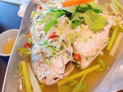 -大头虾越式风味餐厅(光明广场店)