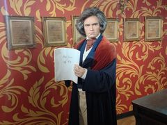 -曼谷杜莎夫人蜡像馆