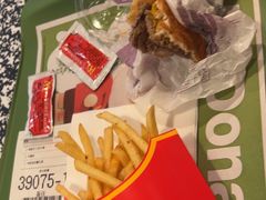 -麦当劳(百联西郊购物中心店)