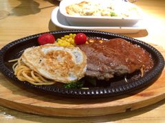 特色经典牛排-菲滋意式休闲餐厅(北仑银泰城店)
