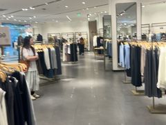 -URBAN REVIVO(佛山南海万达广场店)