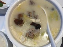 鸭架汤-东门烤鸭店(鼓楼店)