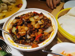 黑三剁配薄饼-雀舞云南菜(乐客城店)