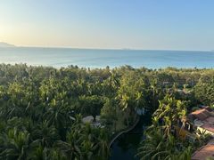 -三亚湾海居雅高铂尔曼度假酒店