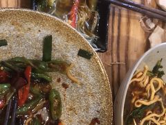 -醉牛腩·面小馆