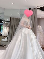 -艾米丽婚纱礼服