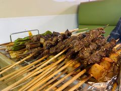 -烤满分·东北烧烤(首经贸店)