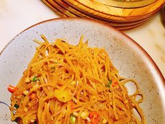 -佬麻雀·新湘菜(珠海金发购物中心店)