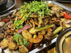 -夜火烤摊·东北烧烤酒场·老杨小黄鱼