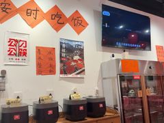 -荆九爷爆炒桥头三嫩(云南北路店)