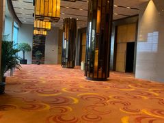 -上海龙之梦万丽酒店