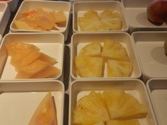 -涨巢·潮玩水疗局