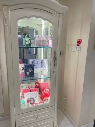 -咪咪比基尼脱毛专业店