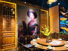 包厢-老滇山寨•云南特色菜•地方菜•民族风情歌舞表演(金碧店)