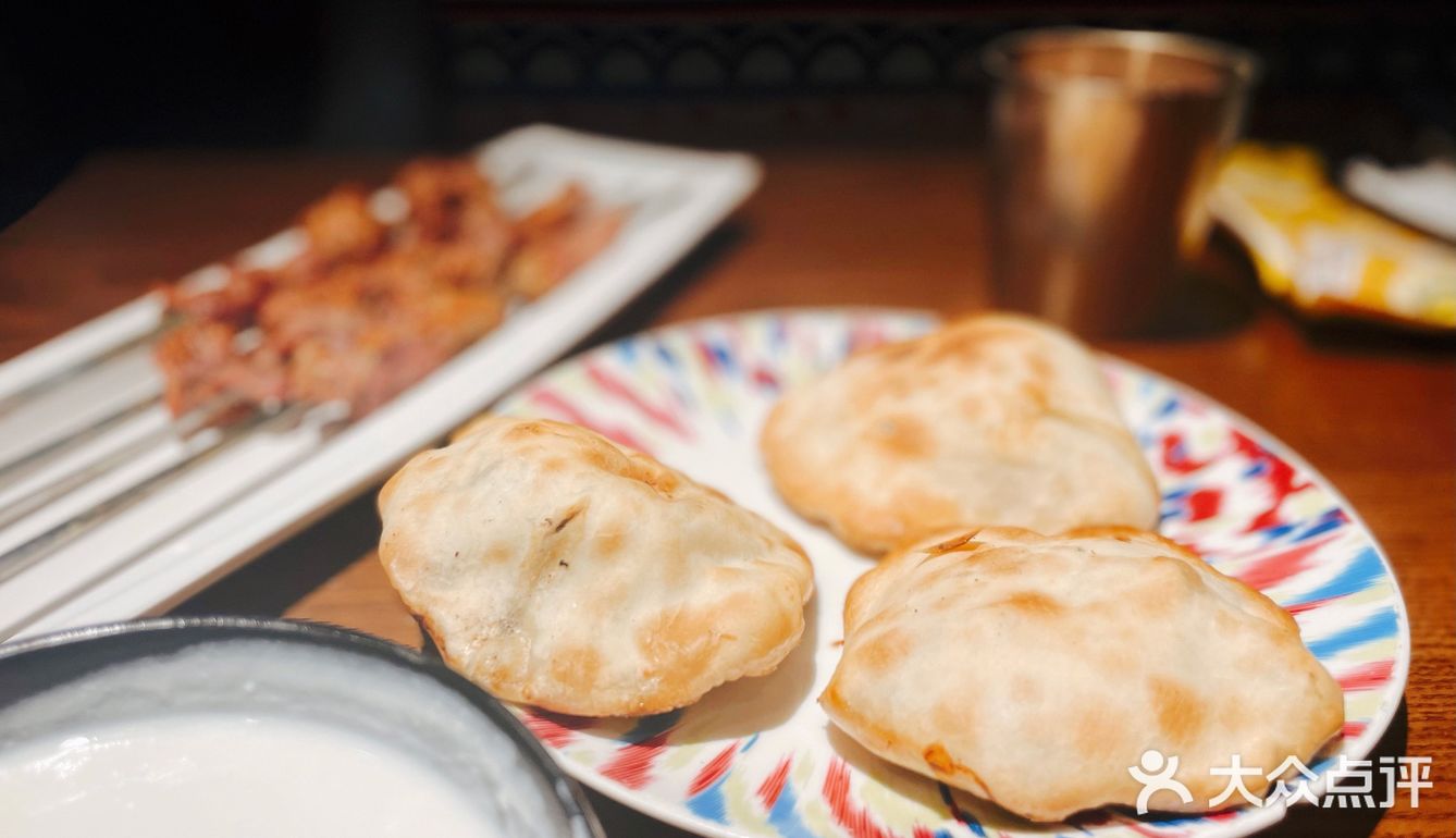 万达金街恰新疆菜——盾亚