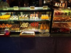 面包甜点陈列柜-广州富力君悦大酒店·凯菲厅