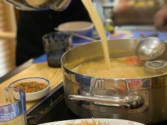 -樾餐厅泰式海鲜火锅(民歌湖店)