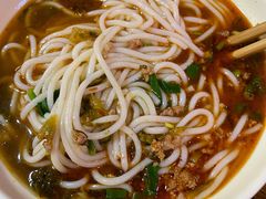 纯正云南小锅米线-遇见阿家村云南菜(魏公村店)
