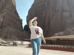 -天山神秘大峡谷