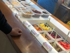 自助取餐区-三佰瑞冻酸奶(凯德MALL店)