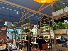 -渝信川菜 · 川味家常菜(财富购物中心店)