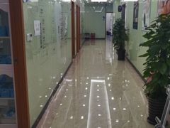 -茂菊口腔连锁(浦东南路店)