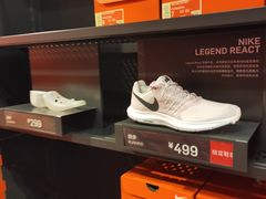 -凯德广场(埃德蒙顿路店)