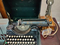 -上海市商贸旅游学校(浦西校区)